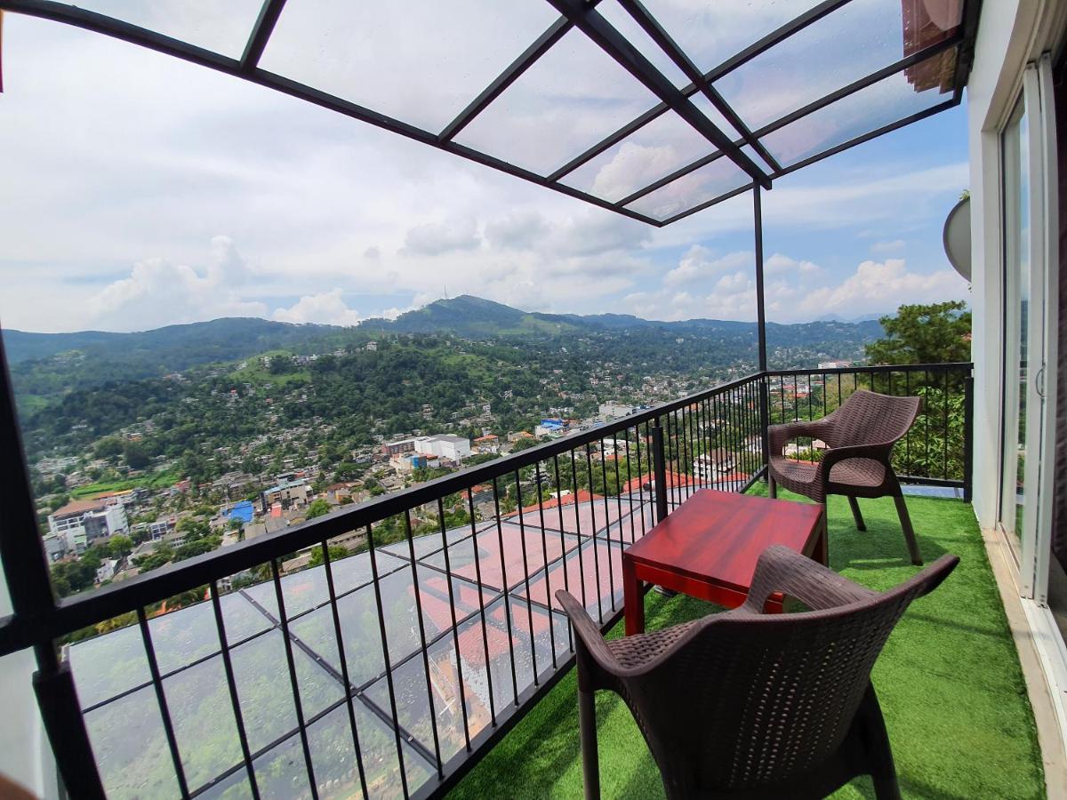 The Skydeck Kandy Eksteriør billede