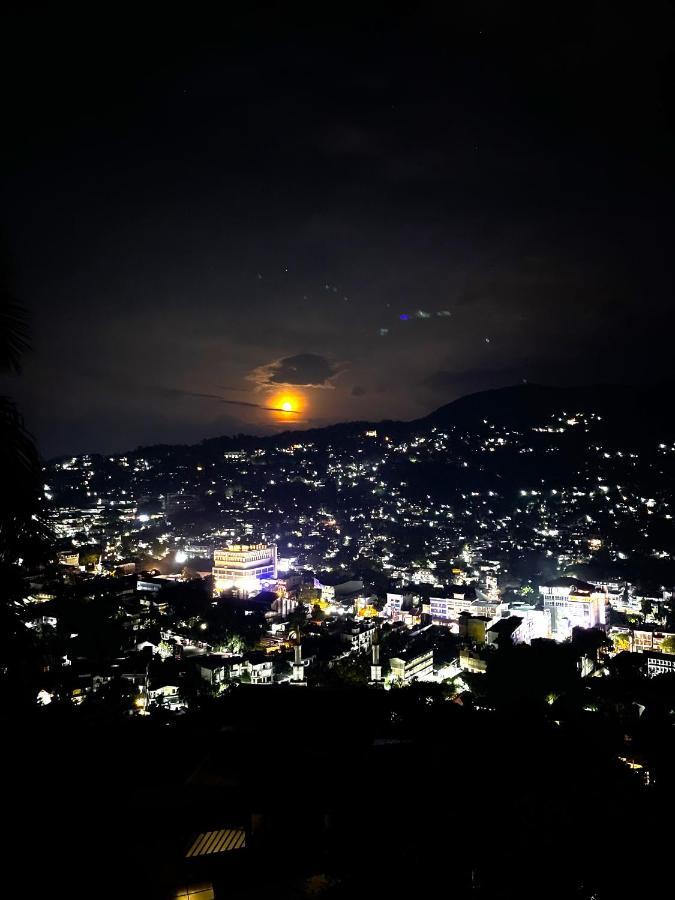 The Skydeck Kandy Eksteriør billede