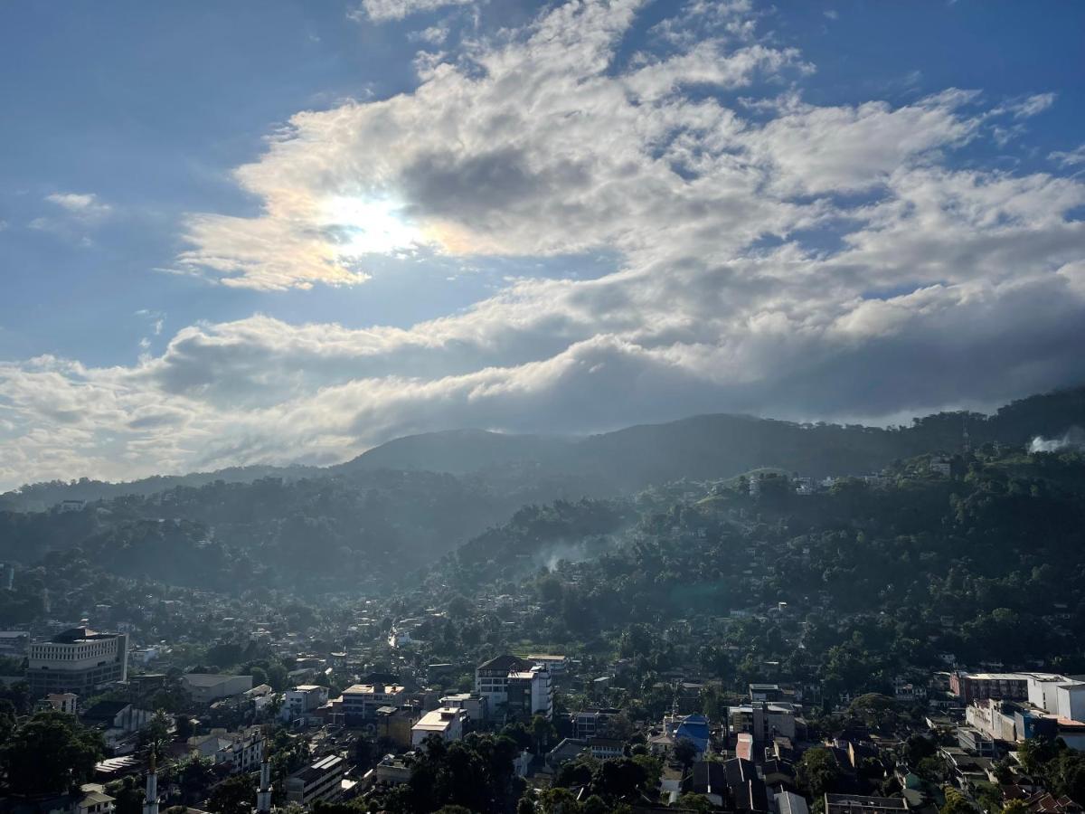 The Skydeck Kandy Eksteriør billede
