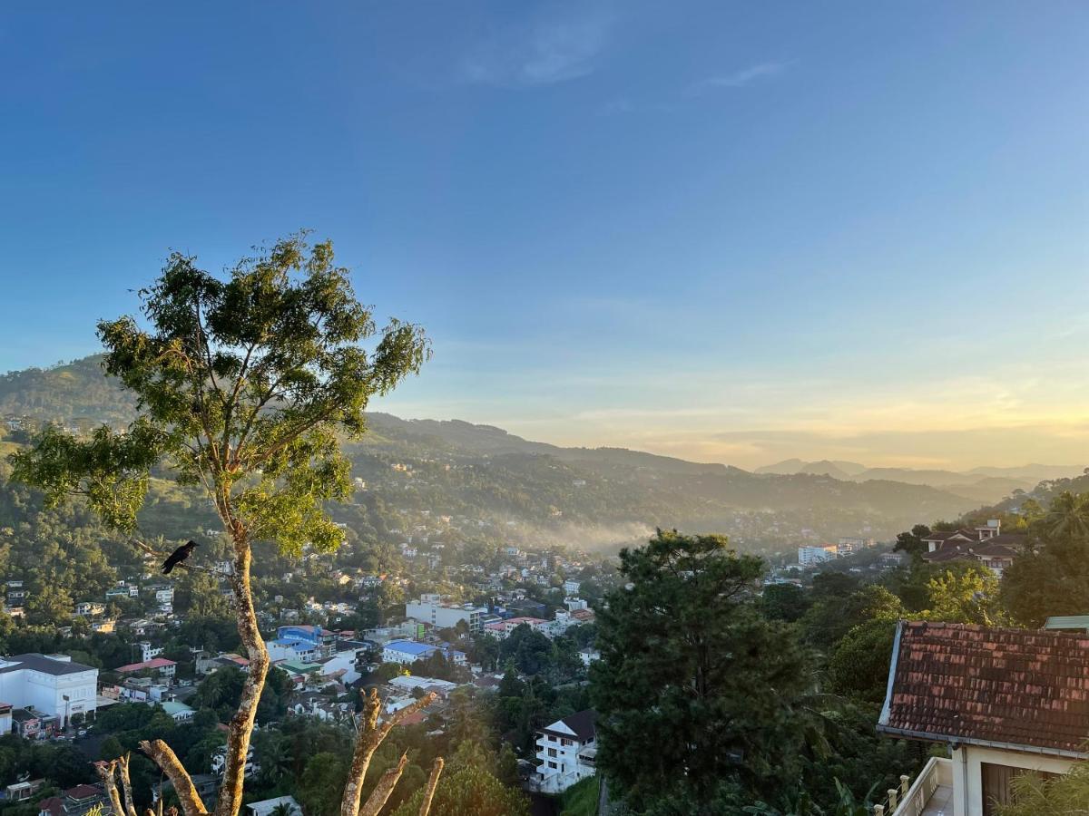 The Skydeck Kandy Eksteriør billede